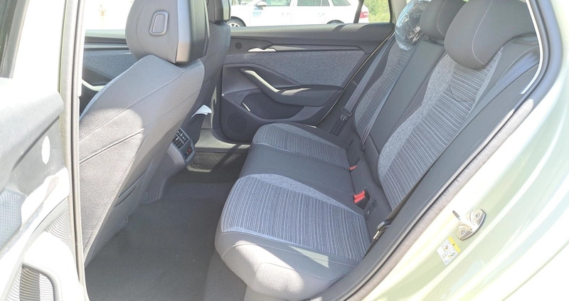 Skoda Superb cena 231400 przebieg: 9, rok produkcji 2024 z Białobrzegi małe 704